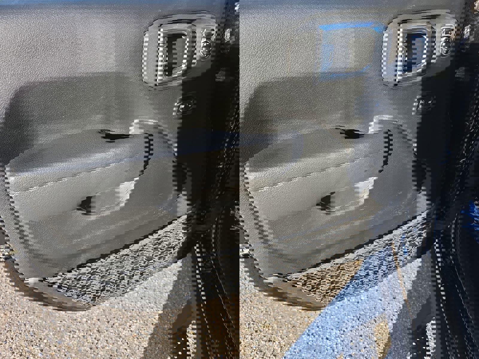 Used 2022 Jeep Wrangler Sport S image 26