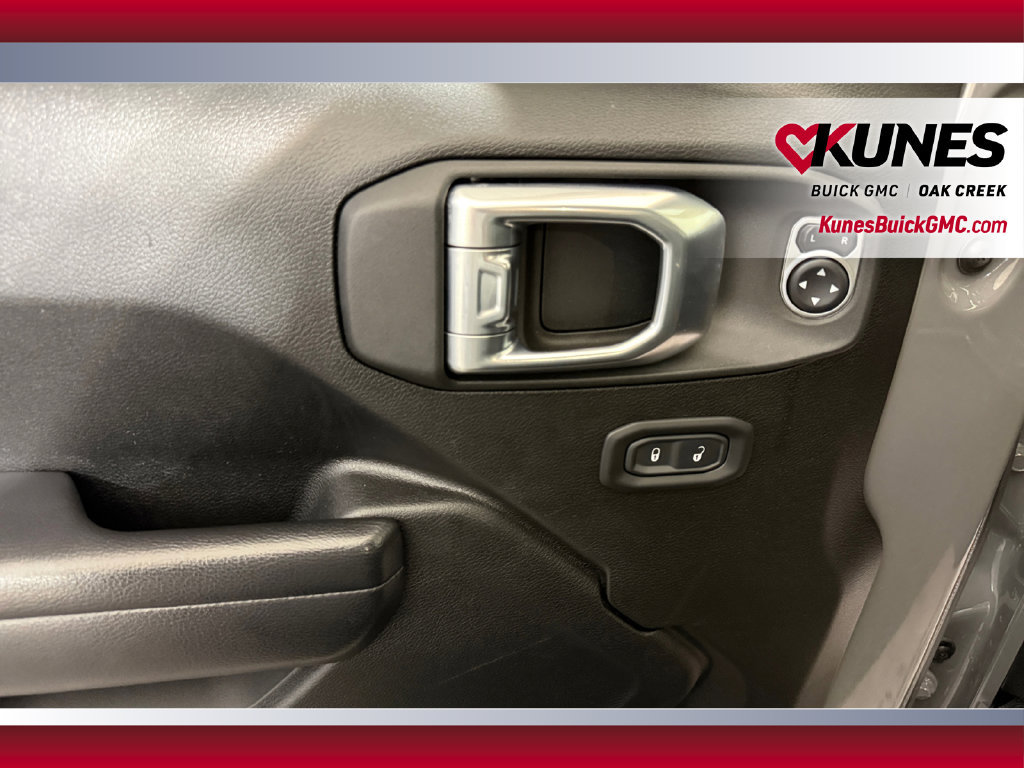 Used 2021 Jeep Gladiator Sport AWD/4WD image 16