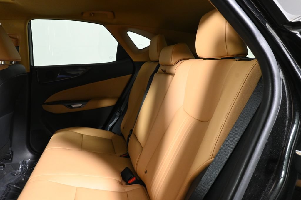 Used 2024 Lexus NX 350 AWD image 4