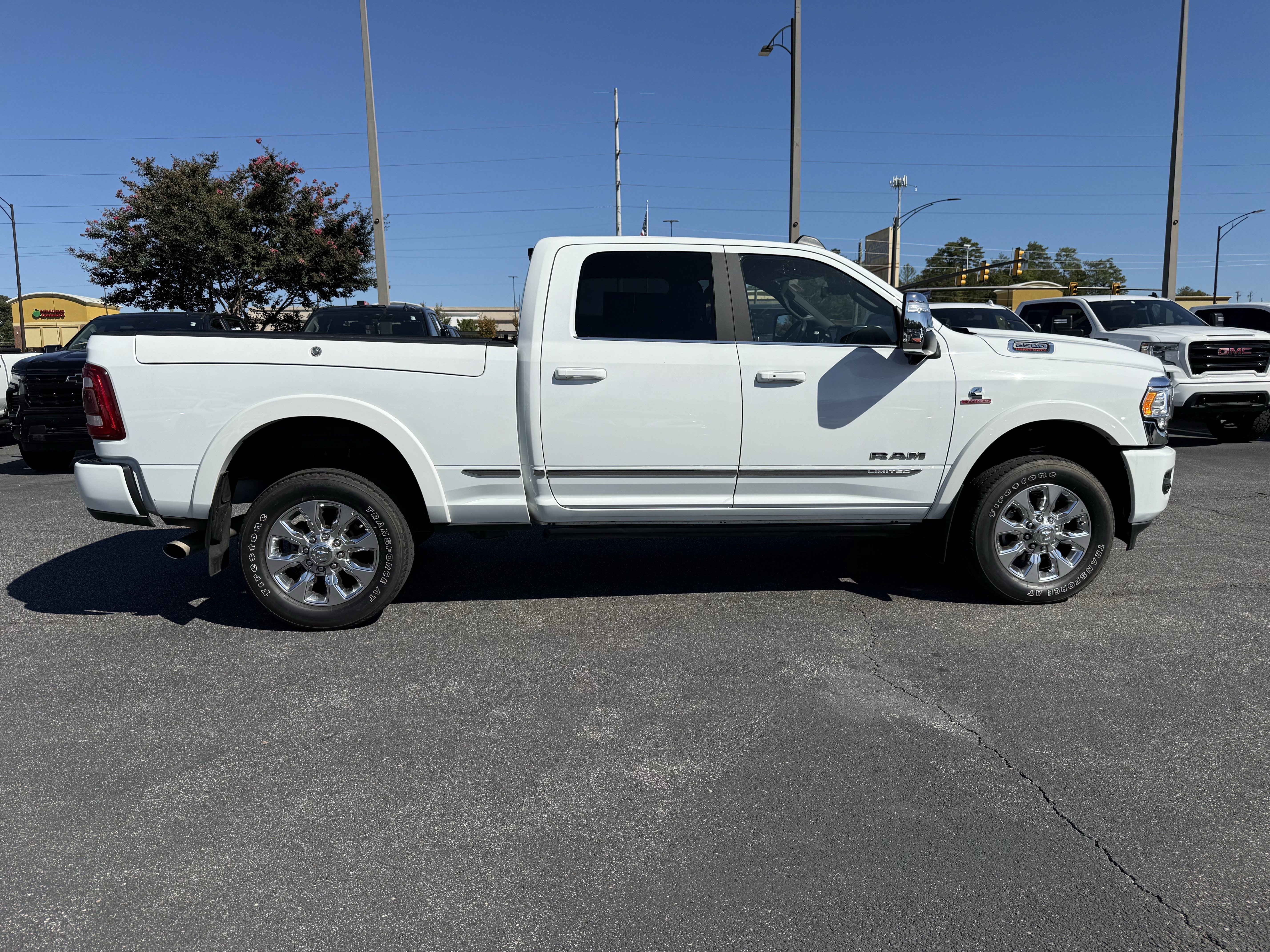 Used 2024 RAM 2500 Limited AWD/4WD image 11
