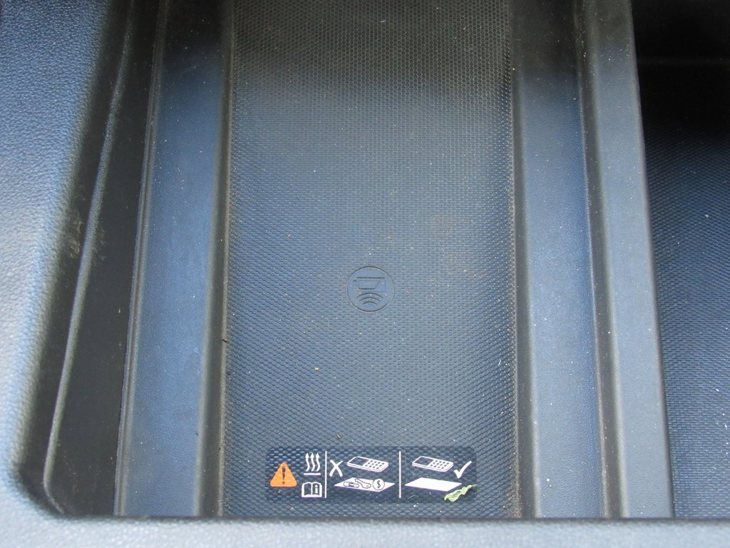 Used 2023 GMC Sierra 3500 SLT w/ SLT Premium Package image 35