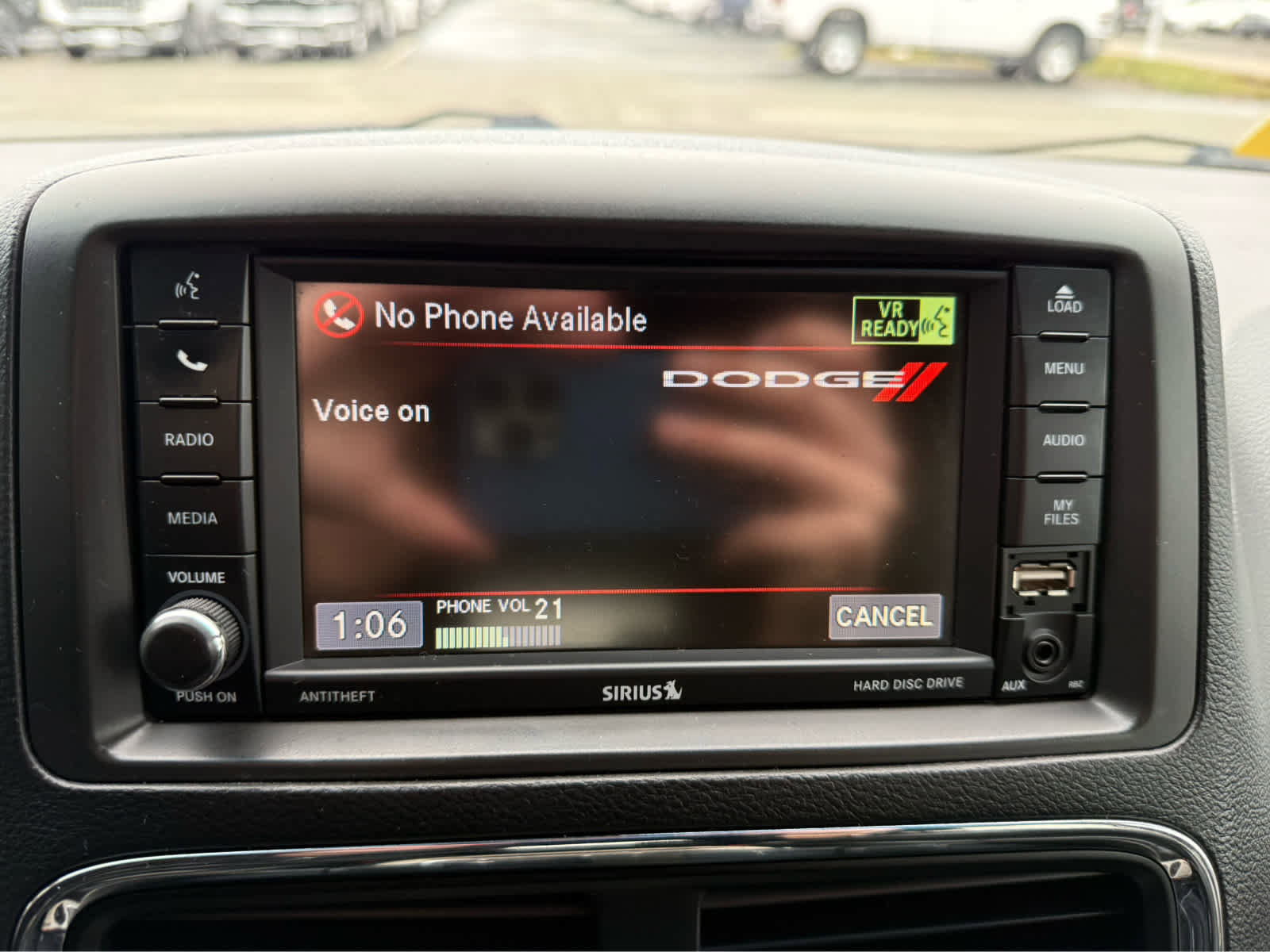 Used 2017 Dodge Grand Caravan SXT image 19