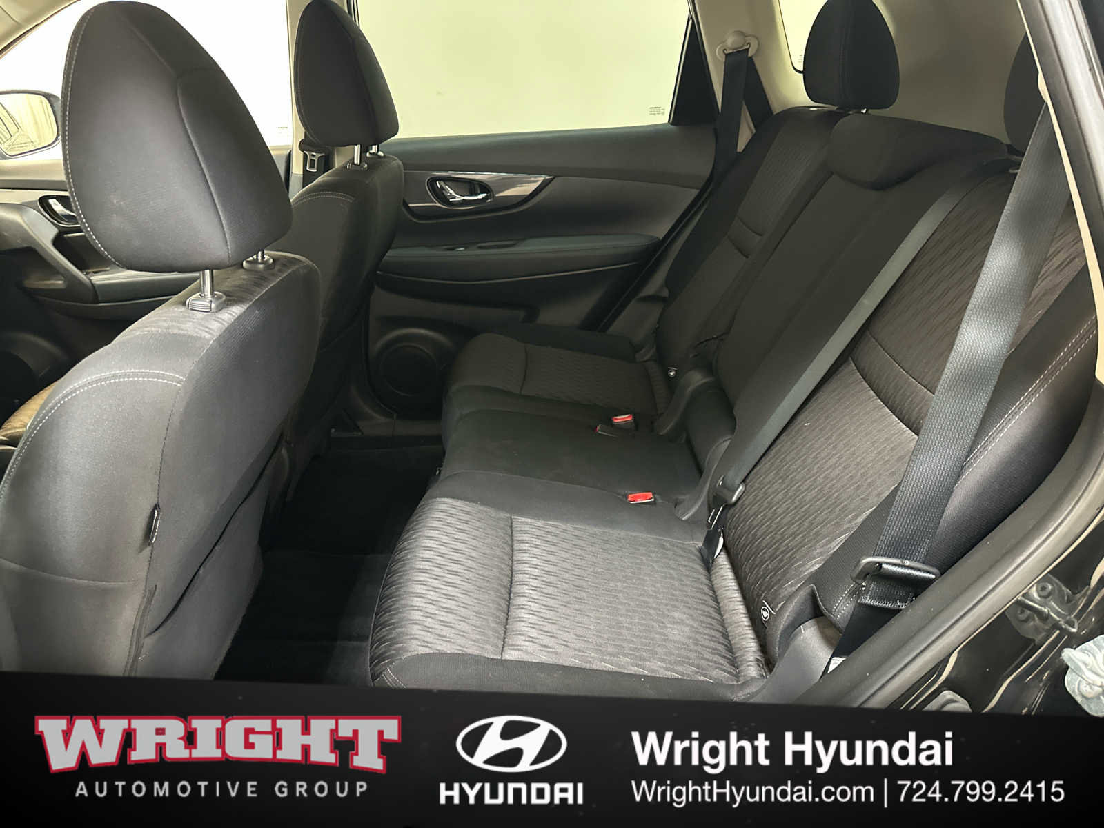 Used 2019 Nissan Rogue SV AWD/4WD image 13