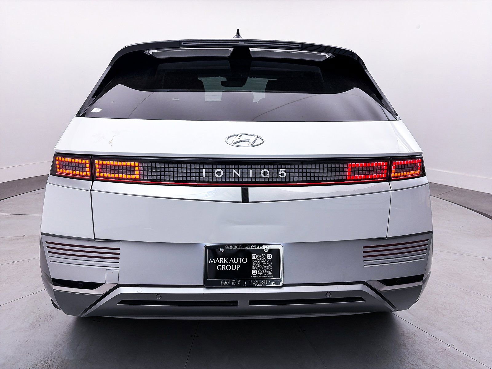 Used 2023 Hyundai Ioniq 5 Limited image 16