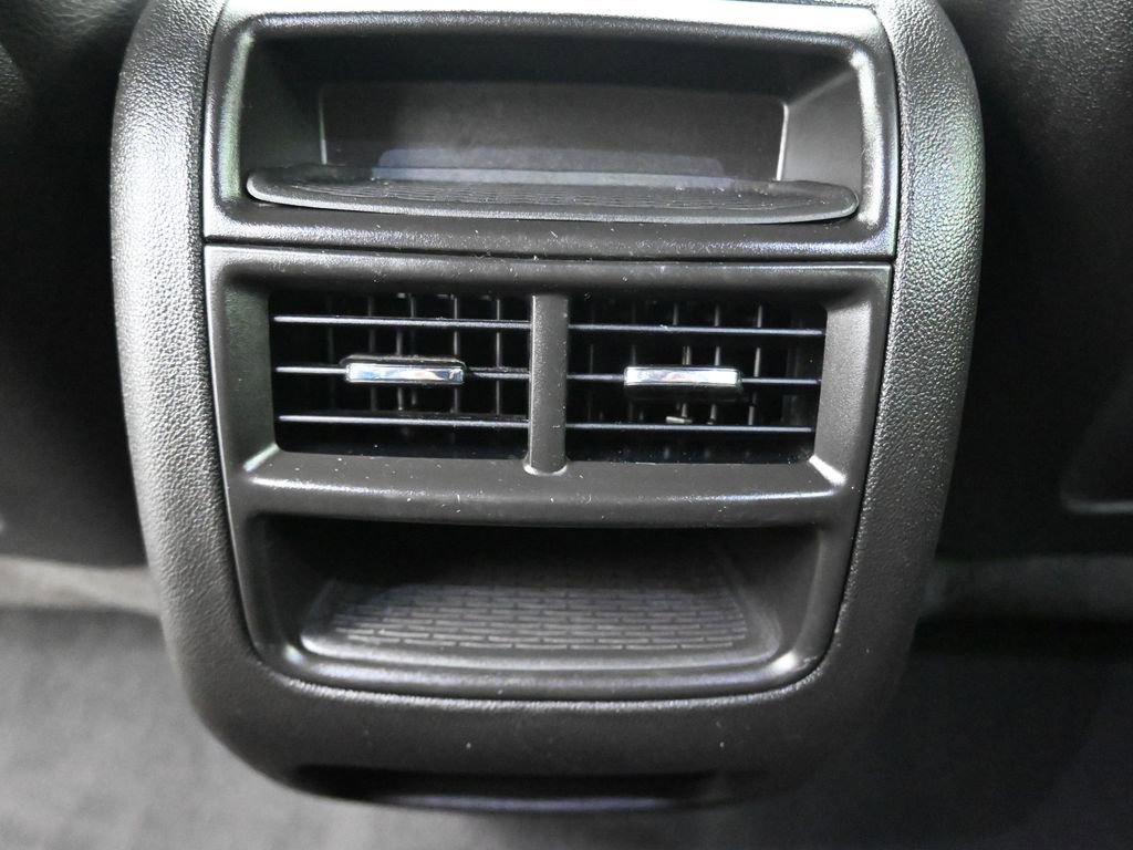 Used 2023 Cadillac XT5 Luxury image 34