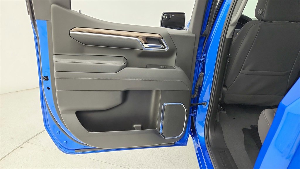 Certified 2025 Chevrolet Silverado 1500 LT image 29