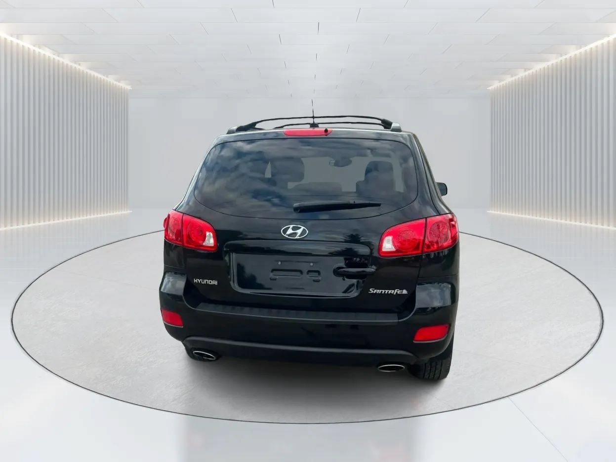 Used 2009 Hyundai Santa Fe SE FWD image 5