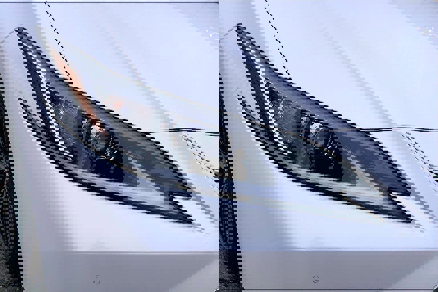 Certified 2025 Lexus ES 350 w/ Premium Package image 28