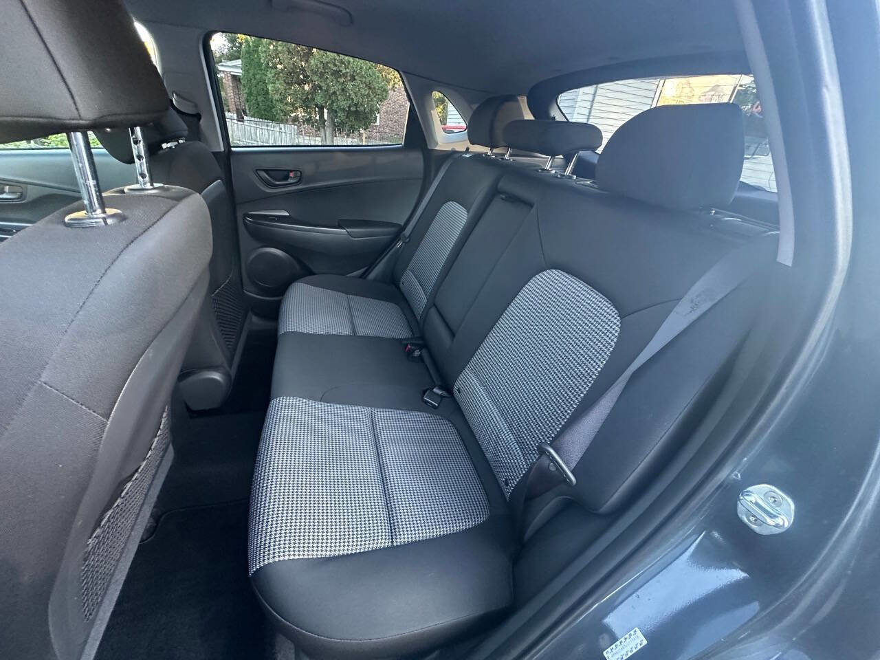 Used 2018 Hyundai Kona SEL image 12