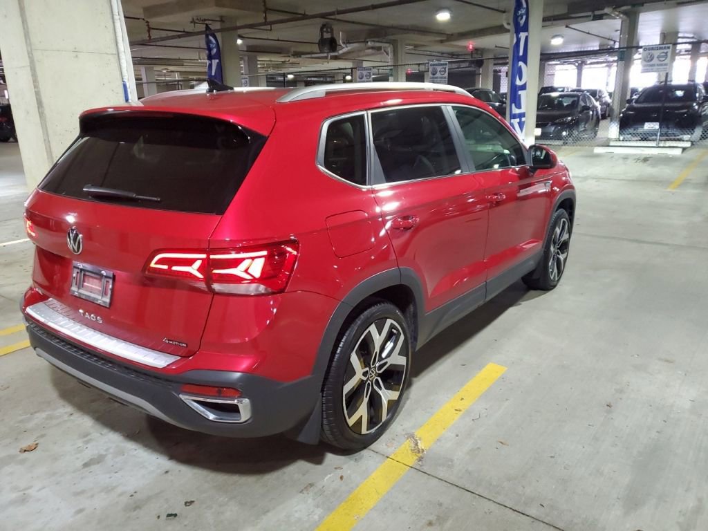 Certified 2023 Volkswagen Taos SEL image 53