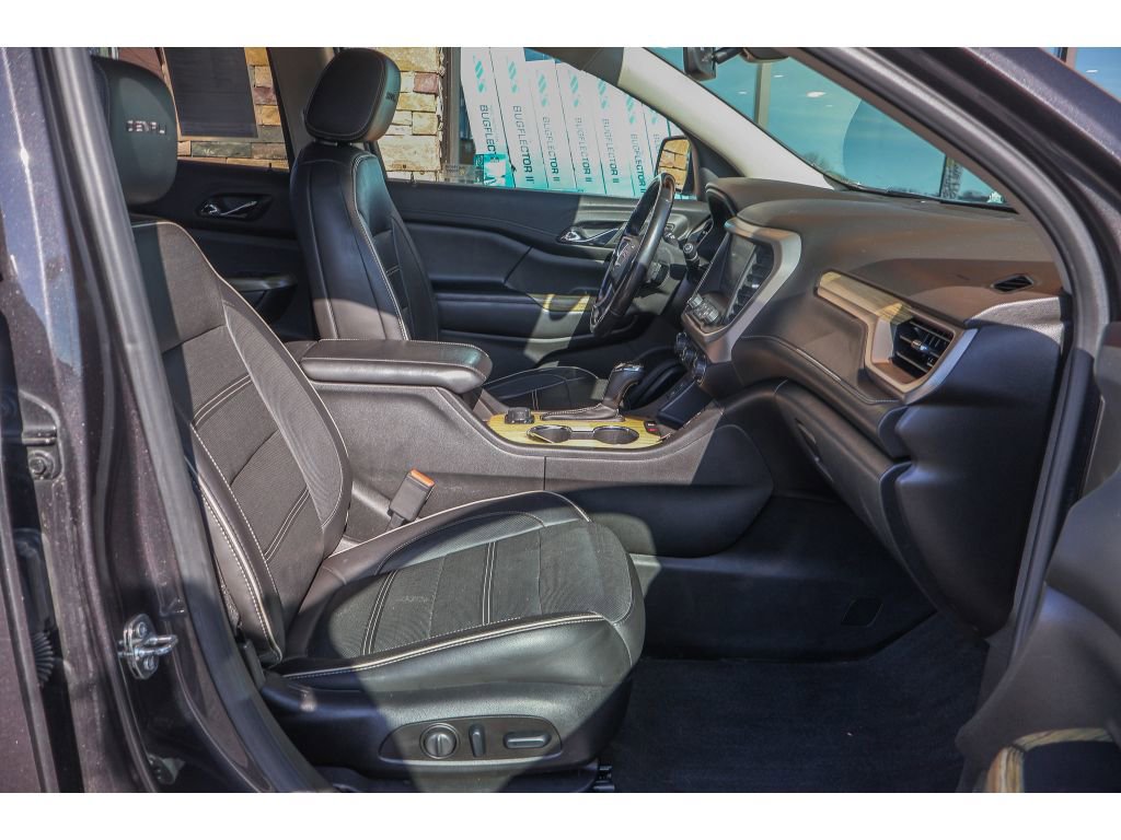 Used 2019 GMC Acadia Denali image 14