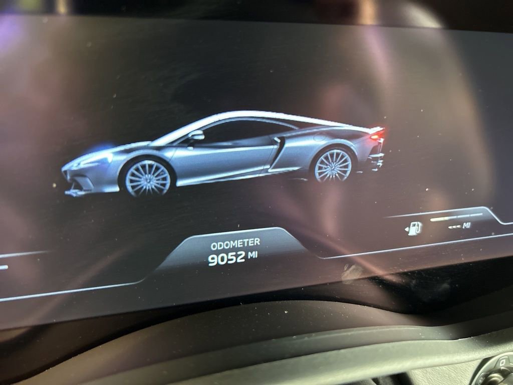 Used 2020 McLaren GT image 52