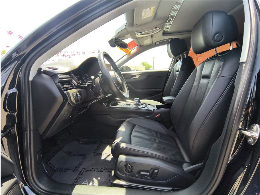 Used 2019 Audi A4 2.0T Premium FWD image 9