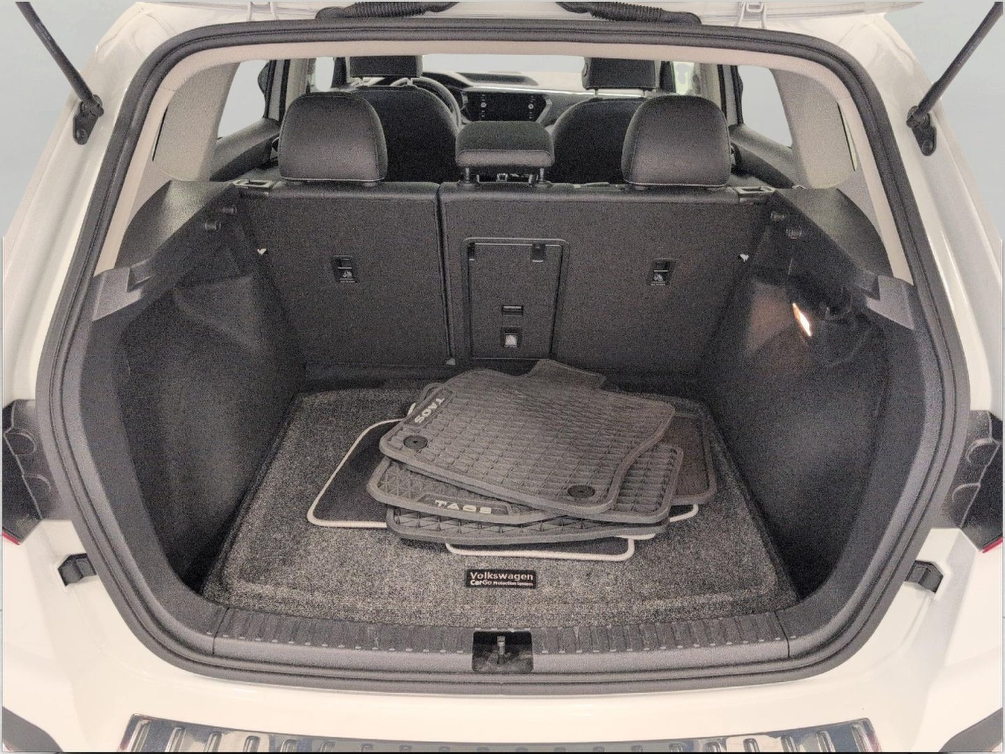 Used 2023 Volkswagen Taos SEL AWD/4WD image 15