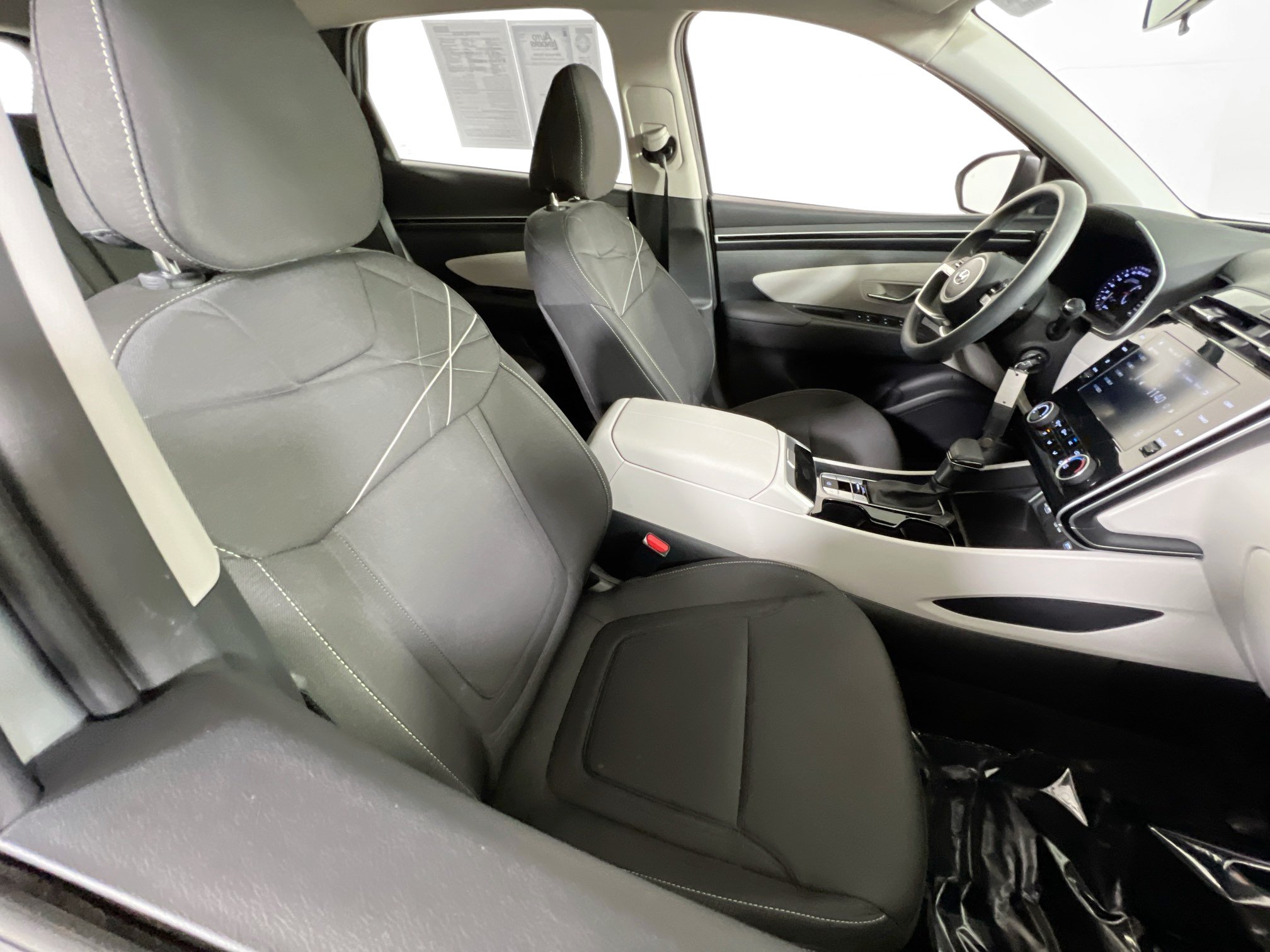 Used 2024 Hyundai Tucson SE AWD/4WD image 25