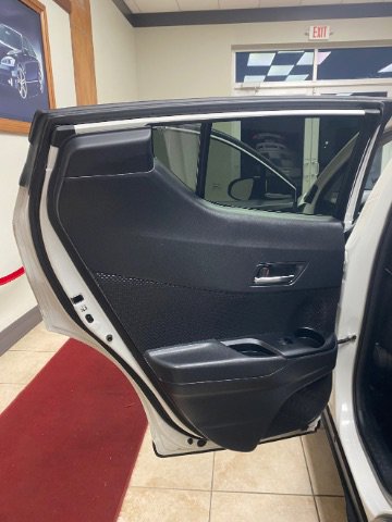 Used 2021 Toyota C-HR LE image 11