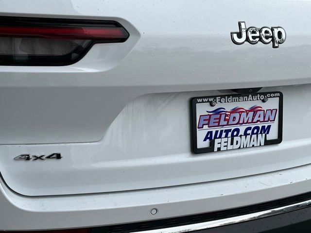 Used 2023 Jeep Grand Cherokee L Laredo image 33