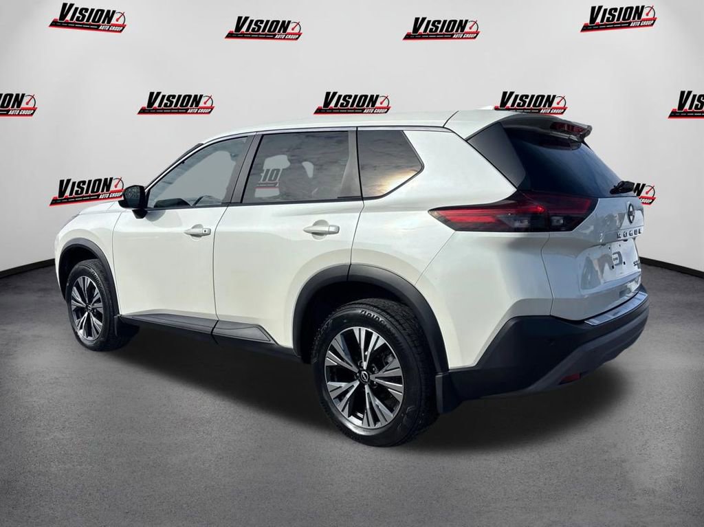 Used 2023 Nissan Rogue SV image 7