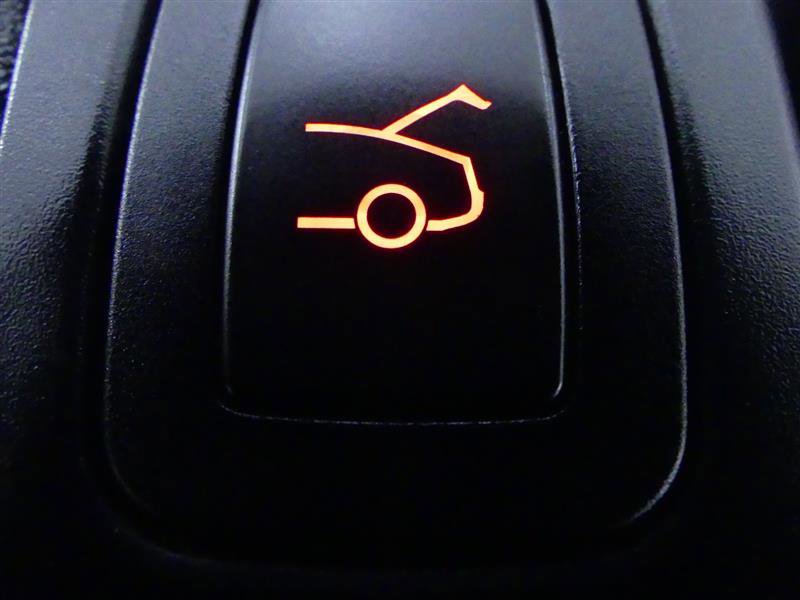 Used 2020 Tesla Model S Long Range Plus image 27