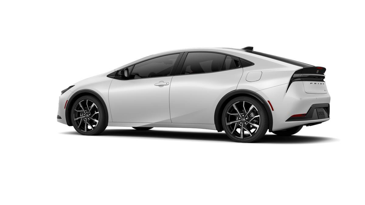 New 2026 Toyota Prius Plug-In Hybrid image 5