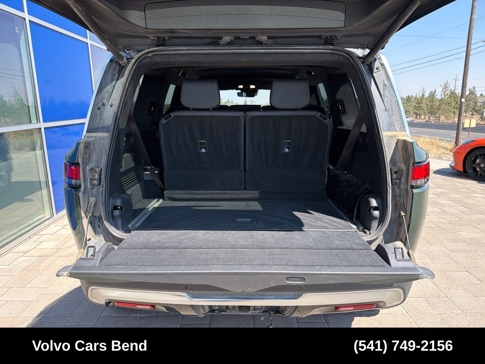 Used 2024 Rivian R1S Adventure Dual AWD/4WD image 9
