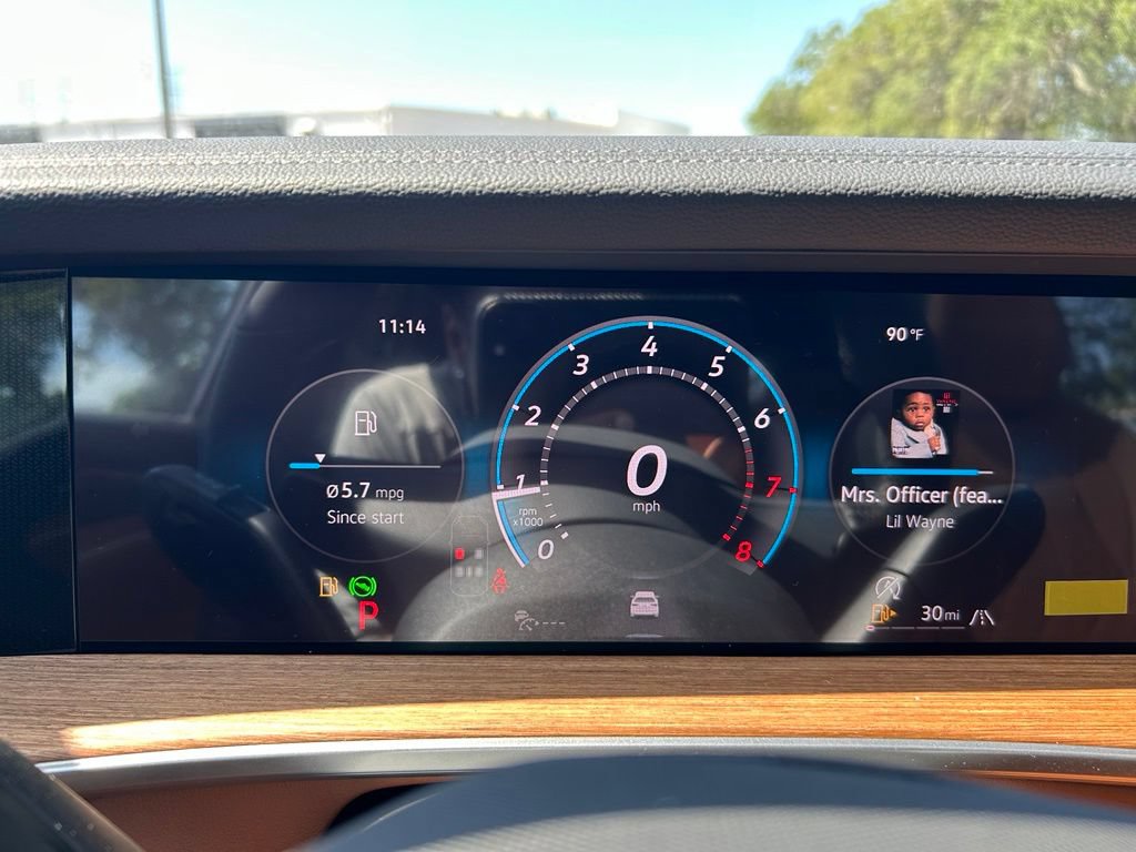 New 2026 Volkswagen Tiguan SEL R-Line AWD/4WD image 25