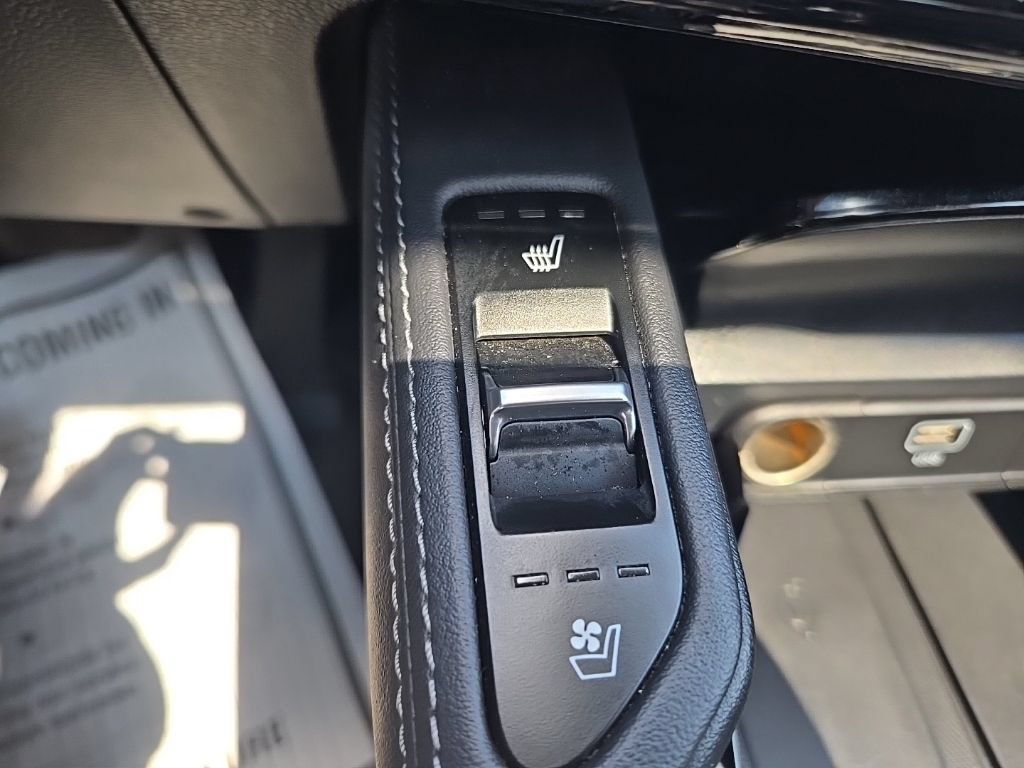 Used 2023 Kia Telluride EX AWD/4WD image 10
