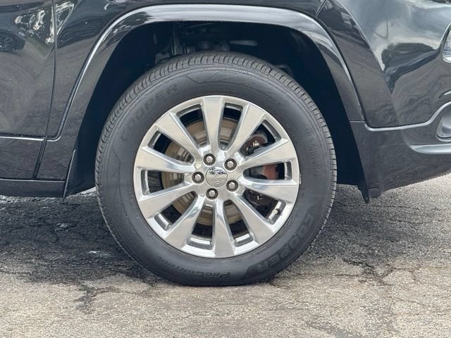 Used 2016 Jeep Cherokee Overland AWD/4WD image 3