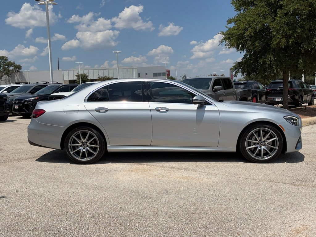 Used 2022 Mercedes-Benz E 350 Sedan image 4