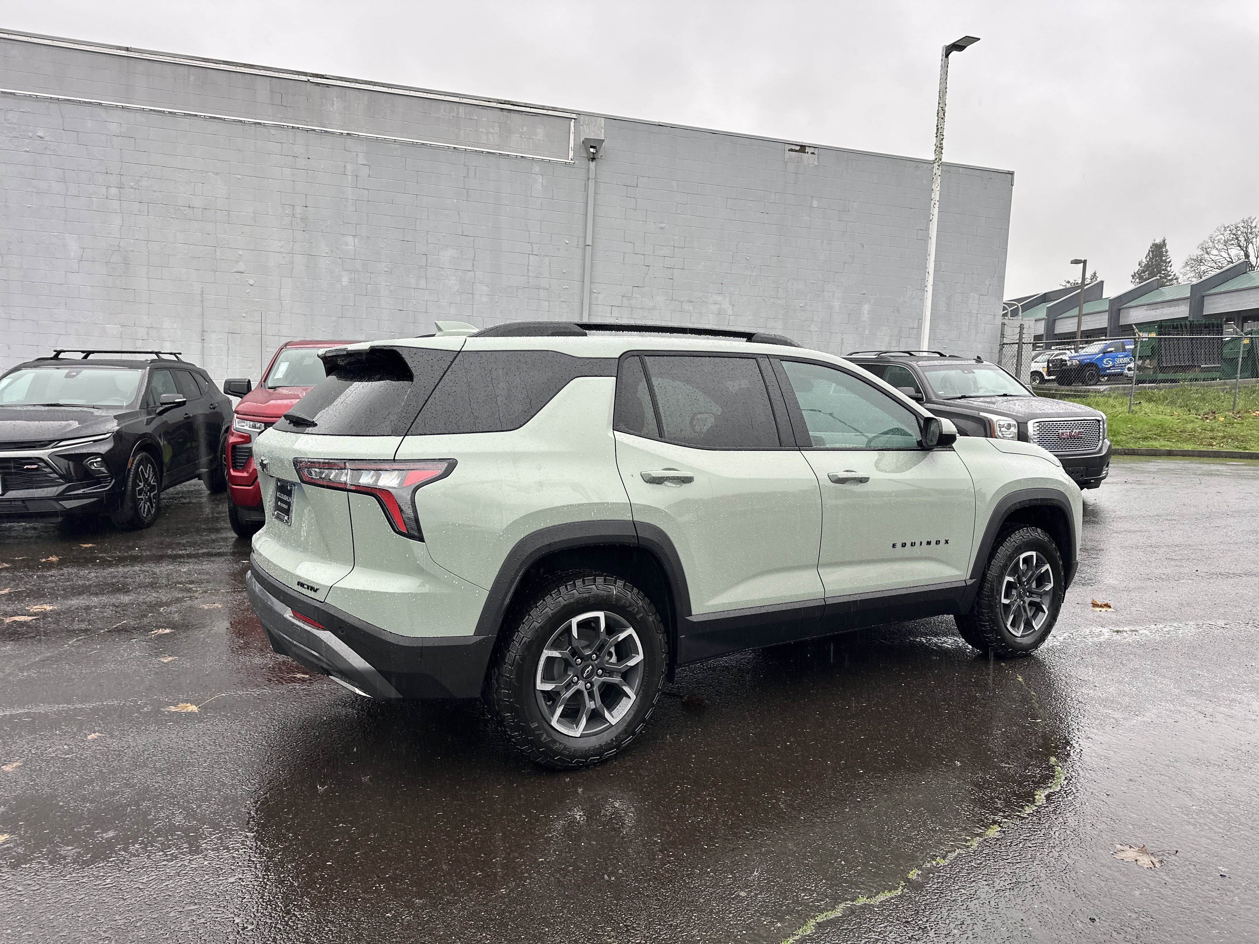 New 2026 Chevrolet Equinox ACTIV image 5