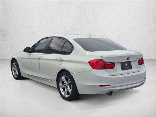 Used 2015 BMW 320i Sedan RWD image 6