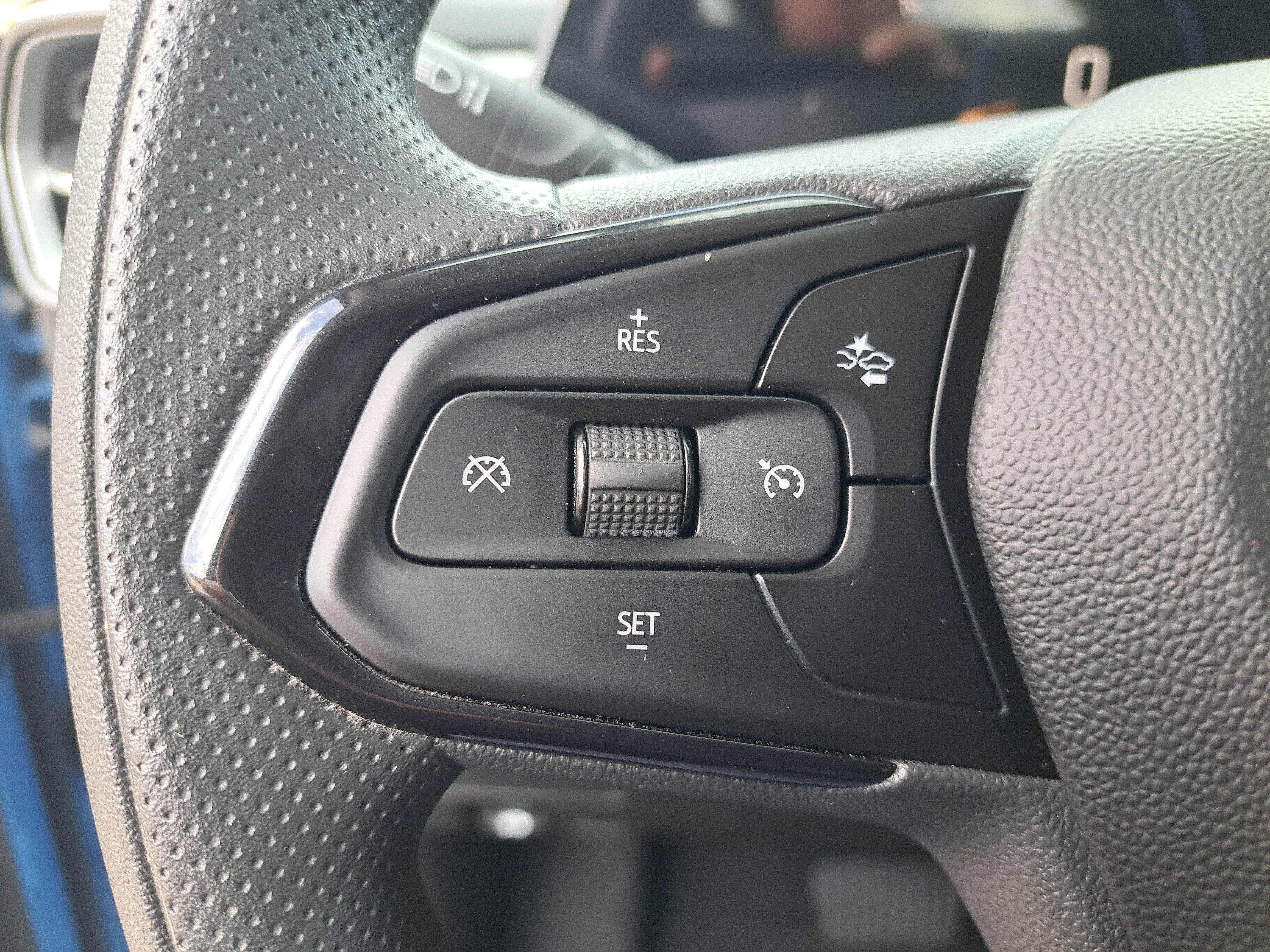 Used 2024 Chevrolet TrailBlazer LT w/ Driver Confidence Package image 18