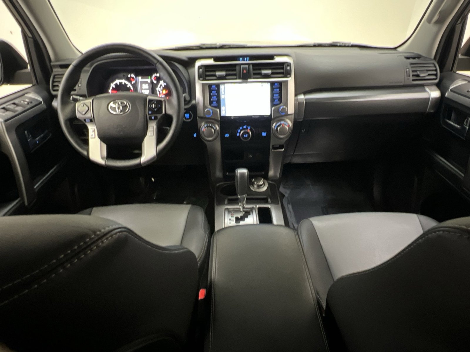 Used 2024 Toyota 4Runner SR5 Premium image 21