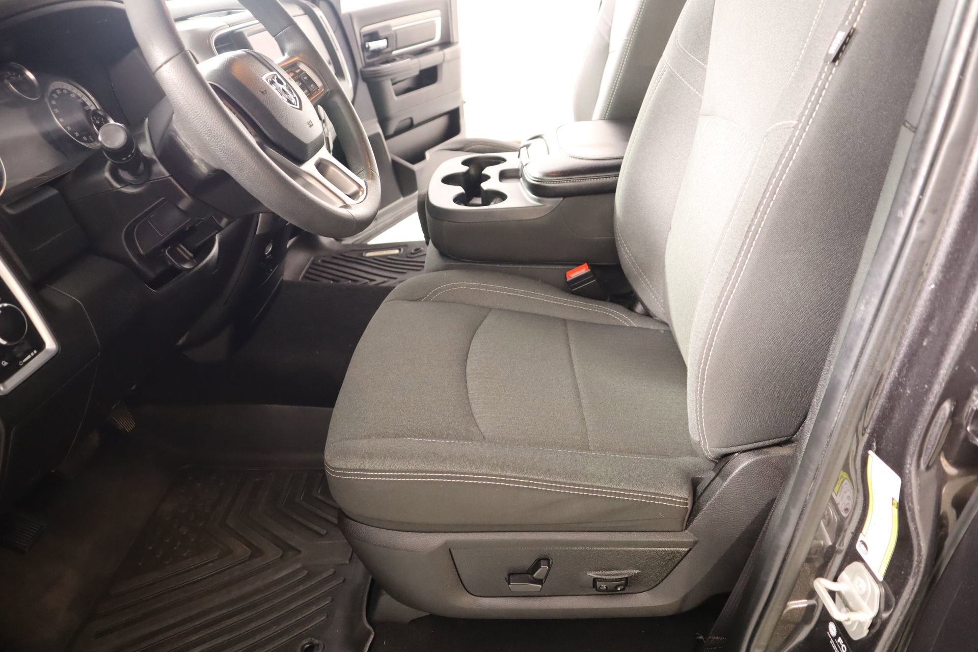 Used 2023 RAM 1500 Classic Warlock w/ Electronics Group image 10