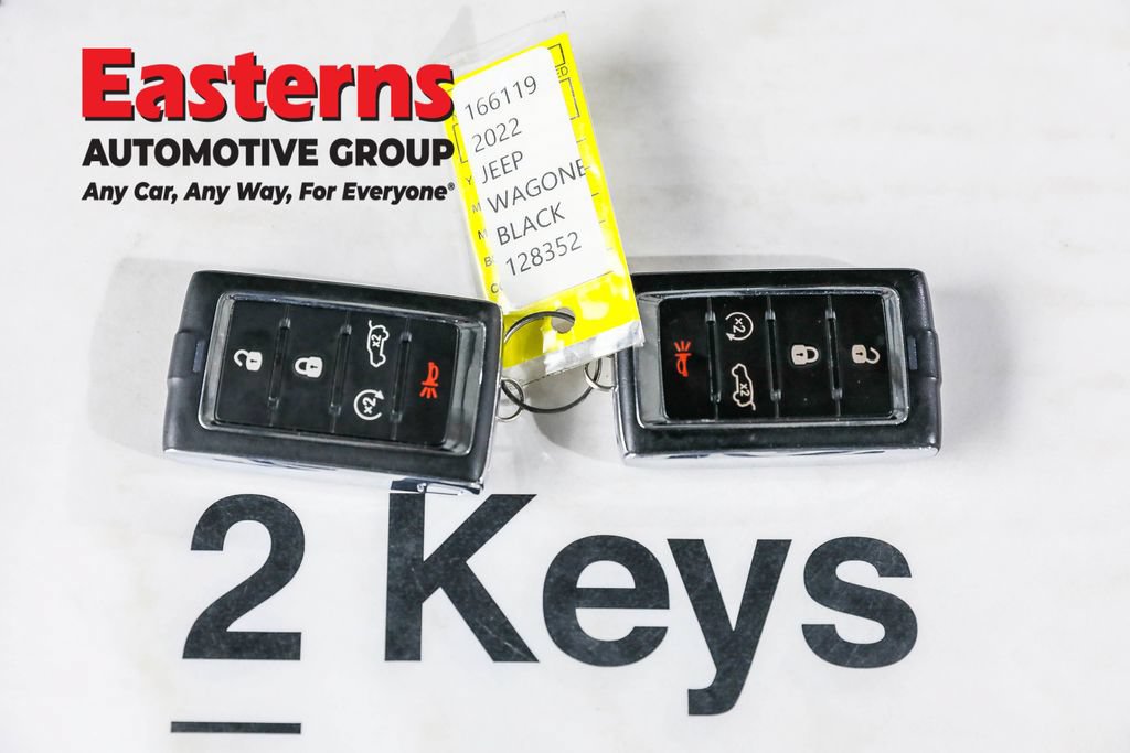 Used 2022 Jeep Wagoneer Series II AWD/4WD image 25