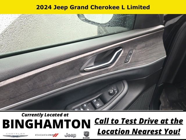 Used 2024 Jeep Grand Cherokee L Limited AWD/4WD image 15
