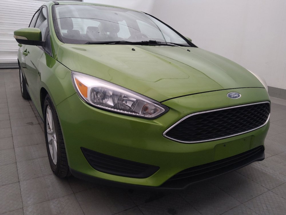 Used 2018 Ford Focus SE w/ Cold Weather Package FWD image 13