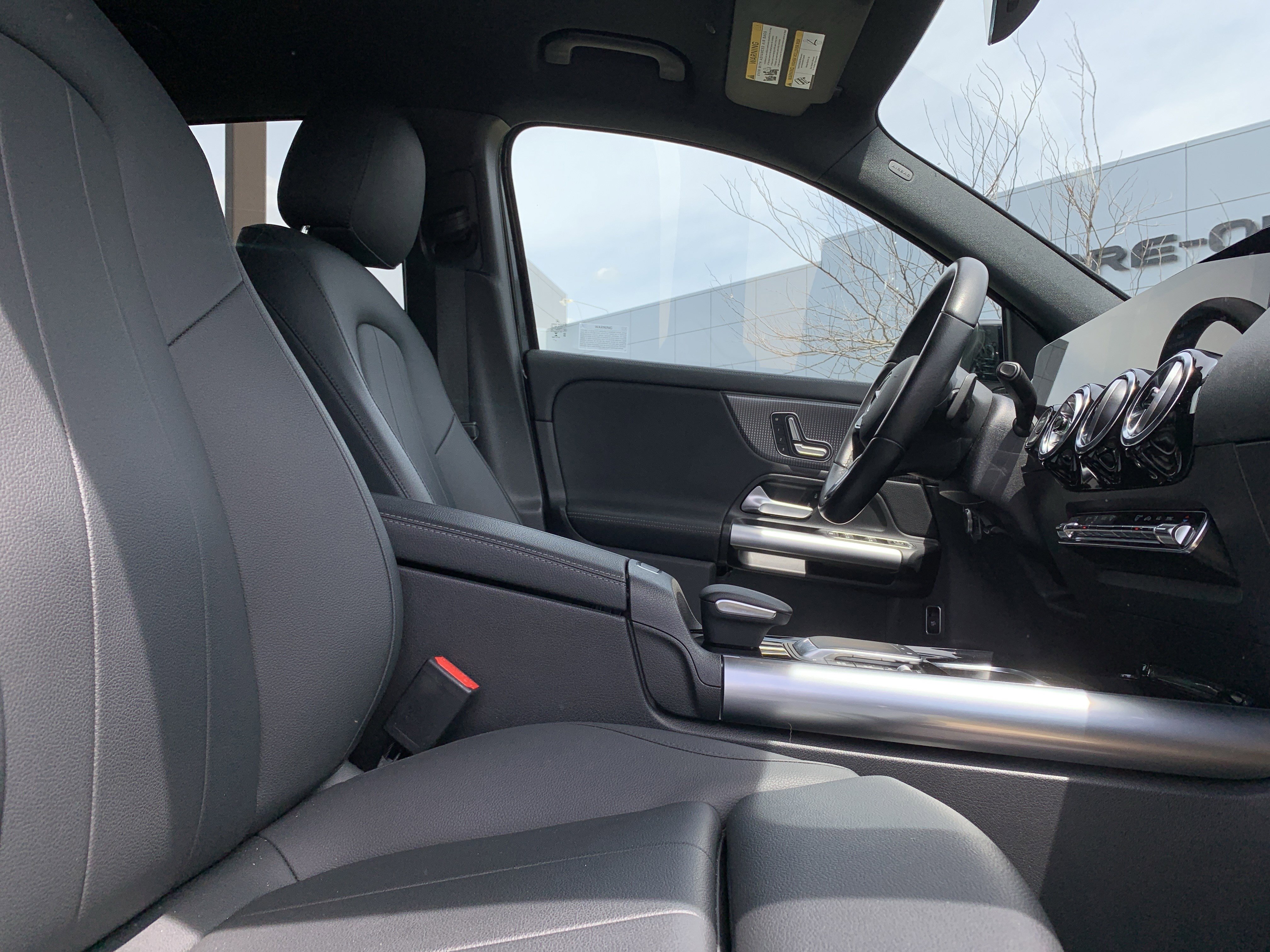 Used 2023 Mercedes-Benz GLA 250 image 35