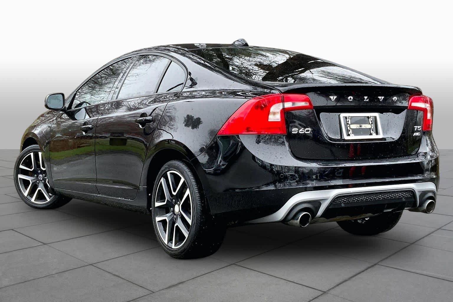 Used 2018 Volvo S60 T5 Dynamic w/ Vision Package AWD/4WD image 12