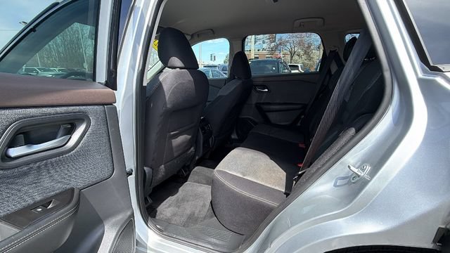 Used 2021 Nissan Rogue SV AWD/4WD image 35