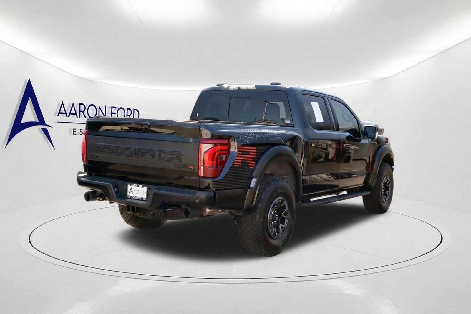 Used 2025 Ford F150 Raptor w/ Equipment Group 803A Raptor R AWD/4WD image 4