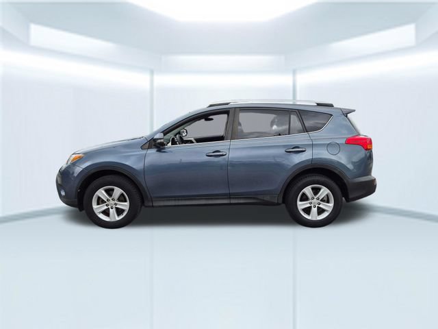 Used 2014 Toyota RAV4 XLE AWD/4WD video 2
