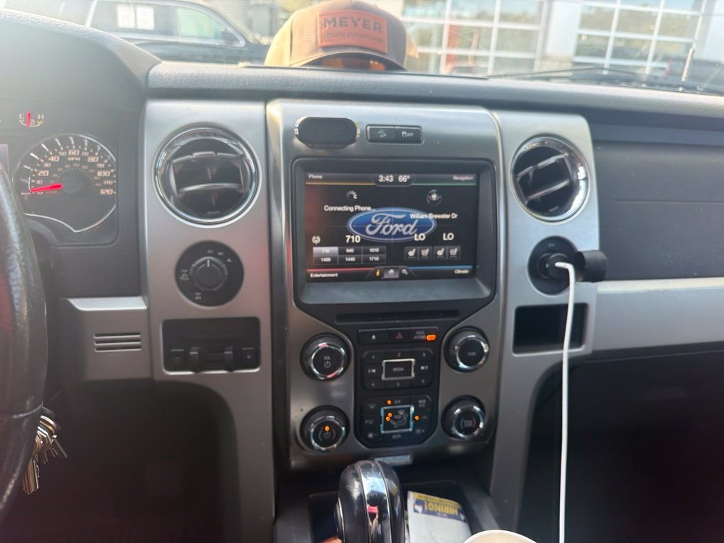 Used 2014 Ford F150 FX4 w/ Equipment Group 402A Luxury AWD/4WD image 22