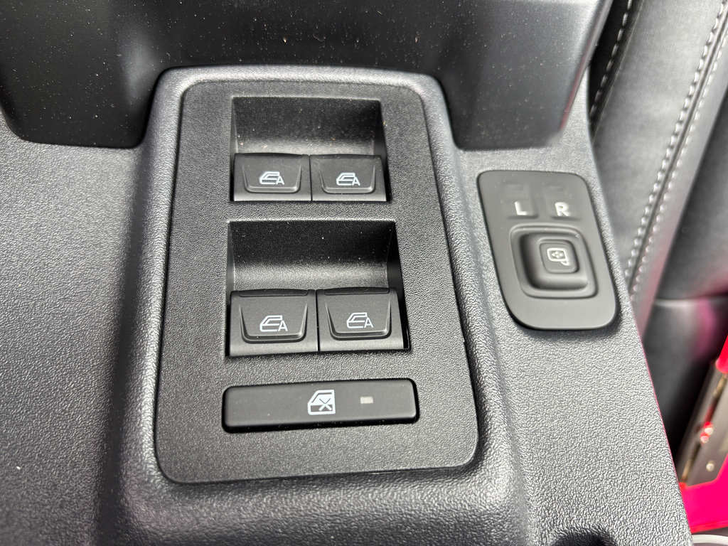 New 2025 Ford Bronco Badlands AWD/4WD image 24