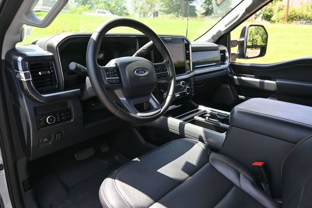 Certified 2025 Ford F450 Lariat w/ Lariat Ultimate Package AWD/4WD image 12