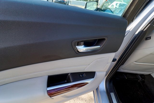 Used 2017 Acura TLX w/ Technology Package image 40