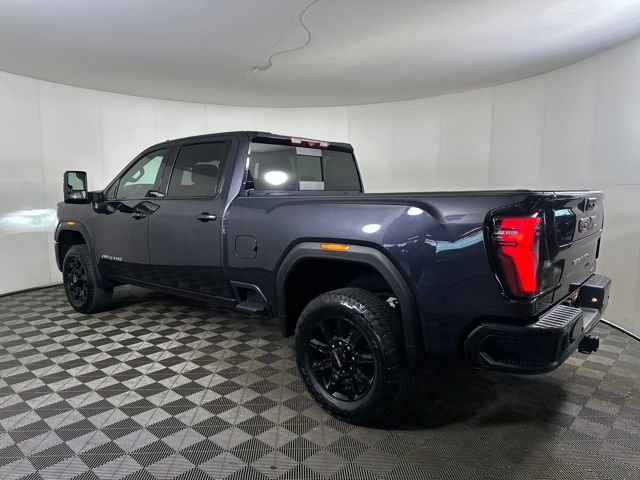 Used 2024 GMC Sierra 2500 AT4 w/ Technology Package image 5
