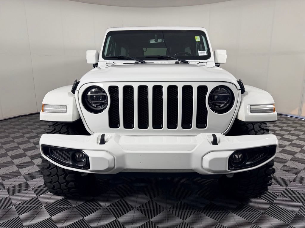 Used 2020 Jeep Wrangler Unlimited Sahara AWD/4WD image 3