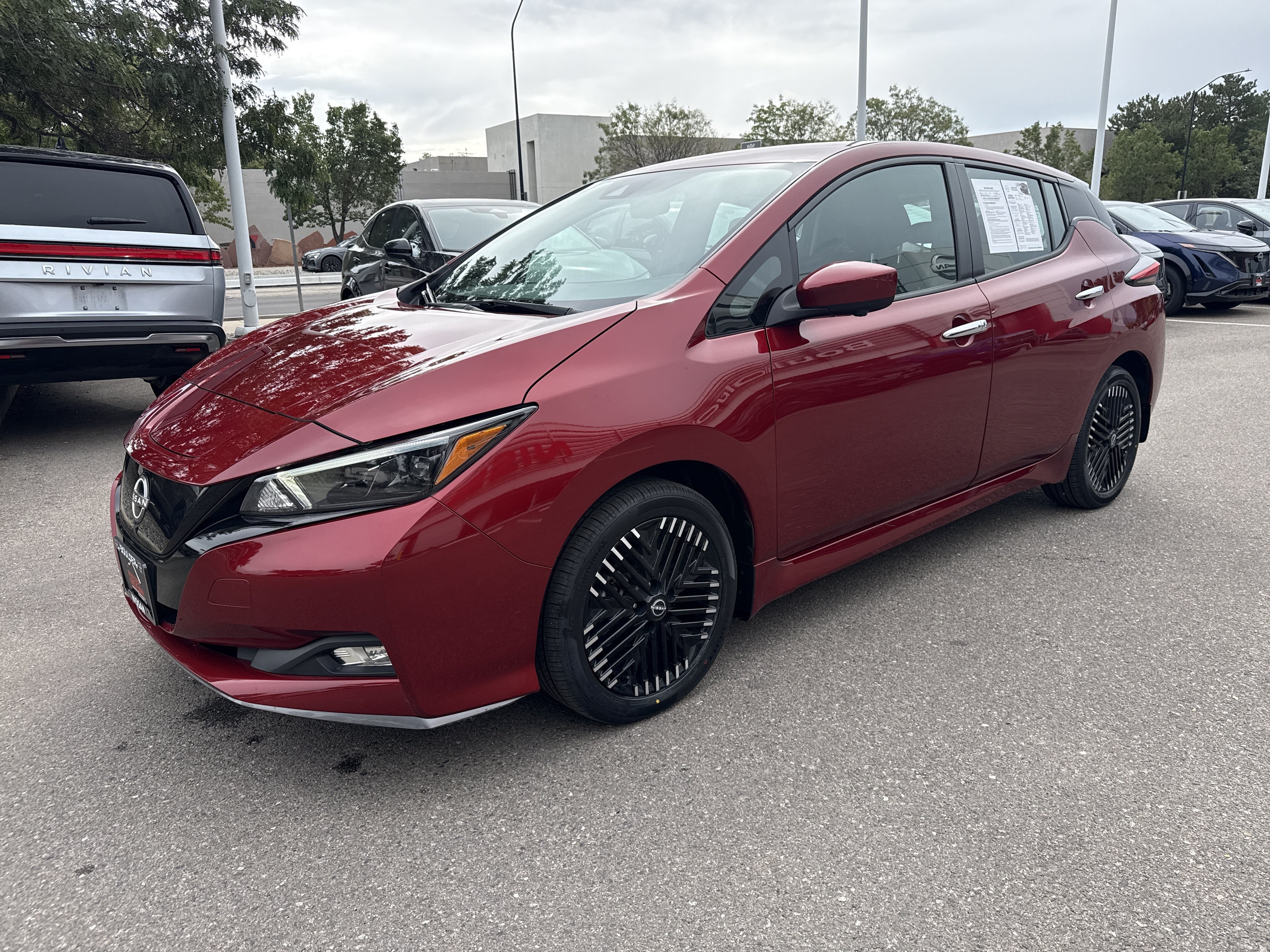 Certified 2025 Nissan Leaf SV Plus FWD image 5