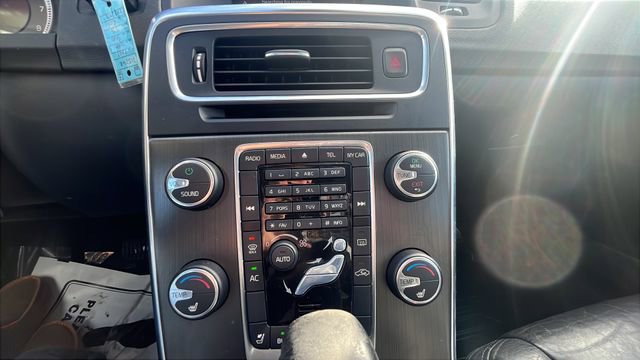 Used 2012 Volvo S60 T5 w/ Climate Pkg image 16